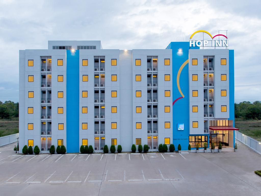 Hop Inn Lampang Exterior foto